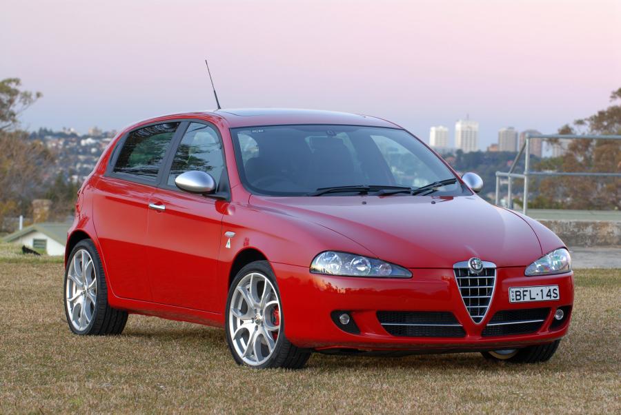  Alfa Romeo 147 Monza (937B) 2008 года  (фото 1 из 15)